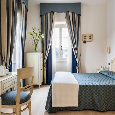 Goya Hotel
