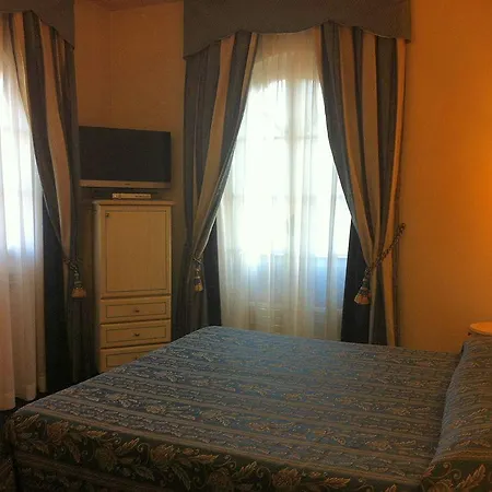 Goya Hotel