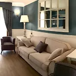 Goya Hotel 4*
