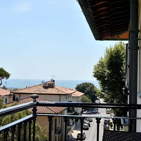 Goya Forte dei Marmi
